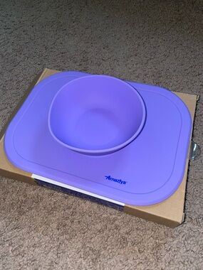 Amaziya baby silicone suction bowl mat- new